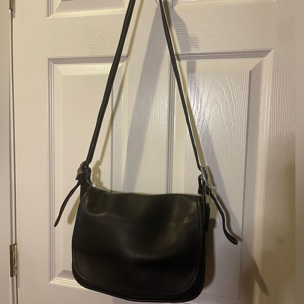 Vintage COACH 9951 Patricia’s Legacy bag crafted in black glove-tanned leather.